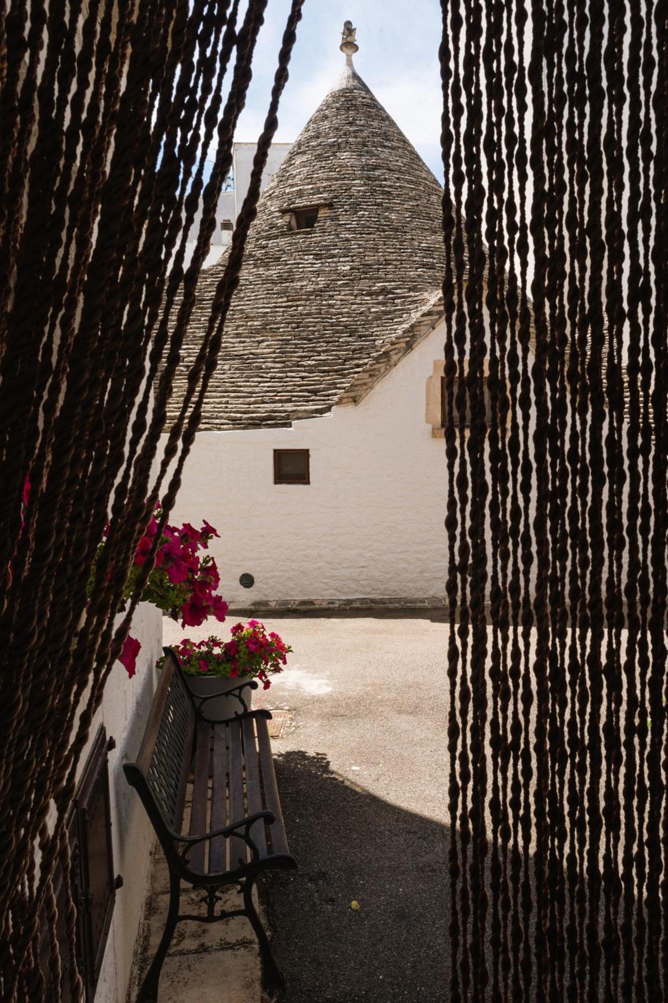 Il Trullo Moore ألبيروبيللو المظهر الخارجي الصورة